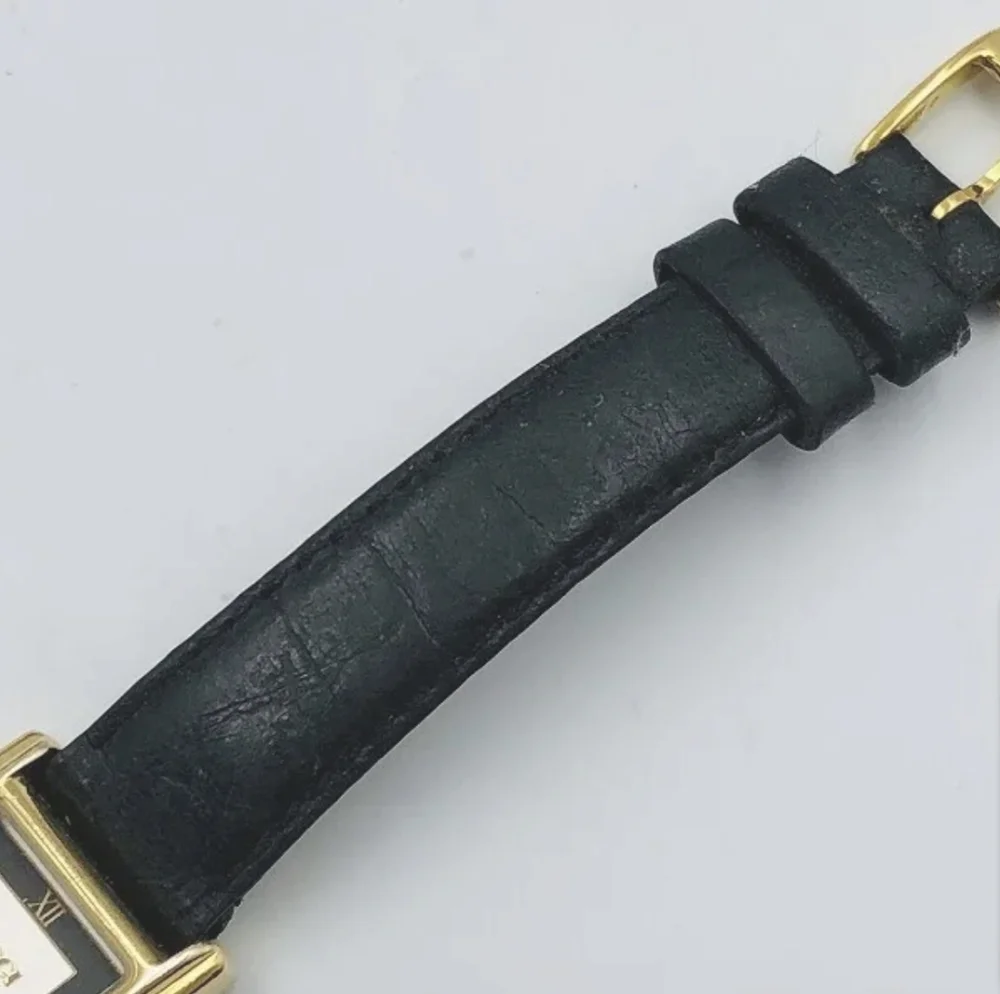 GUCCI Women's 2600L Quartz Watch St.Steel Gold Plated
